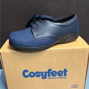 Women's Navy Flats